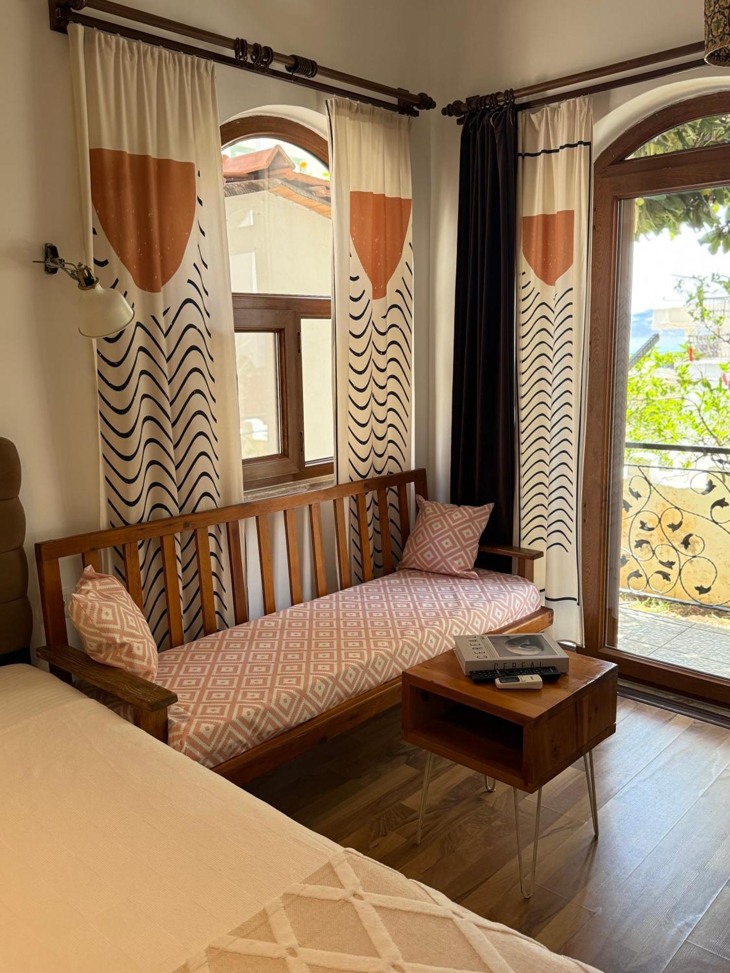 Paydos Pansiyon Kaş Exterior foto